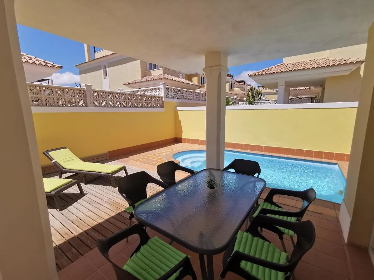 Villa Maria La Oliva 0*,  İspanya