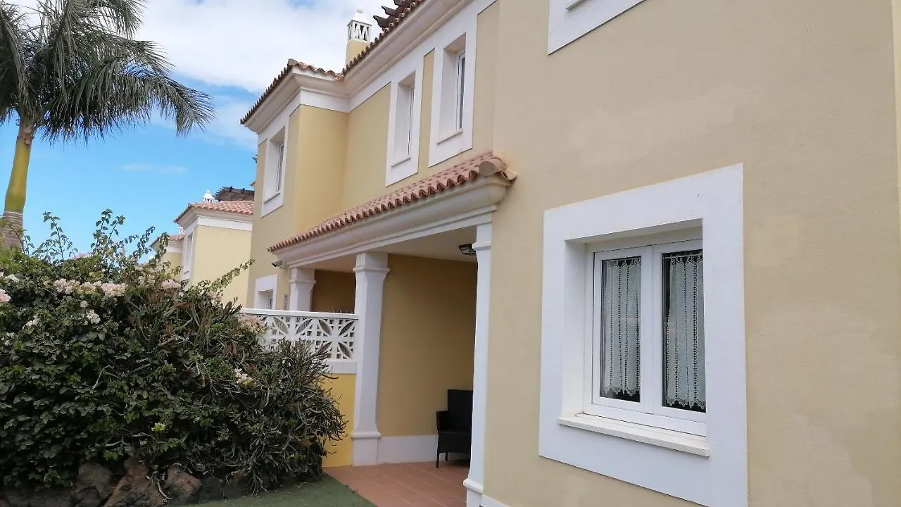 Villa Maria La Oliva